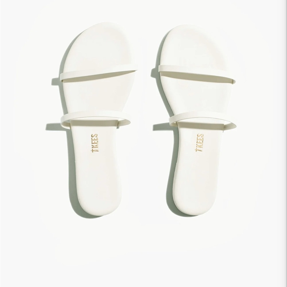 Tkees Gemma NWT